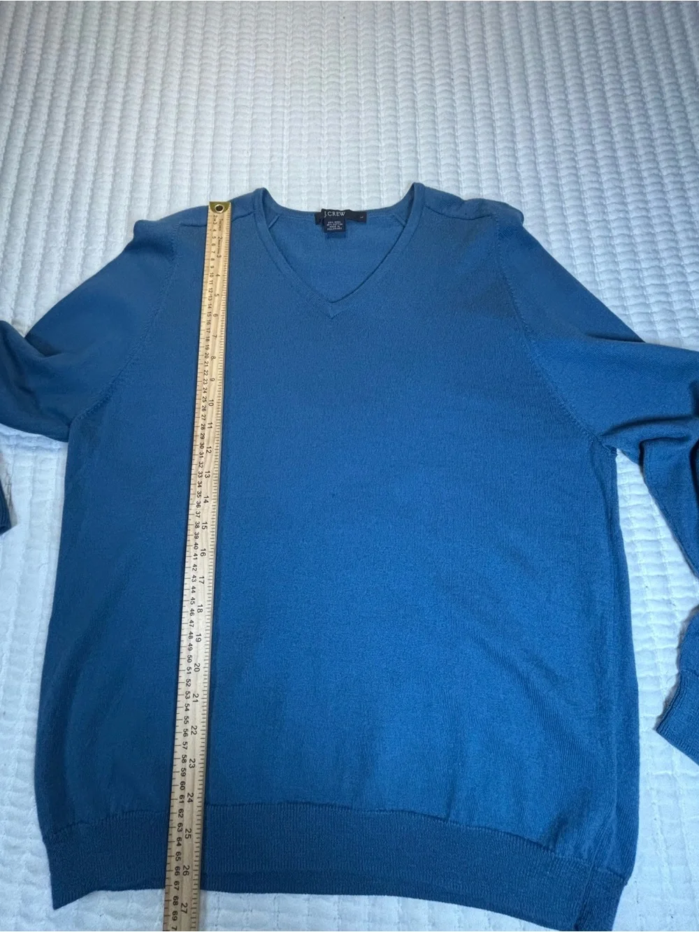 J.Crew Men’s Large Blue V-Neck Wool Cotton Sweater Pullover Lightweight